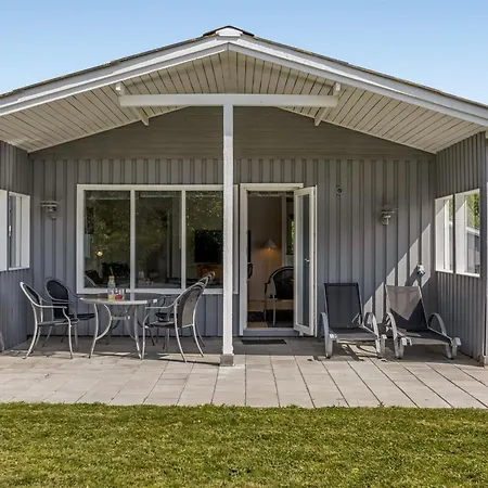 Nyaraló Evalotte - 600m From The Sea By Interhome *
