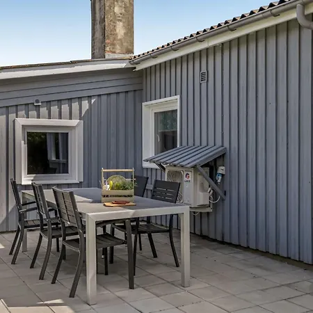 Nyaraló Evalotte - 600m From The Sea By Interhome Lakolk